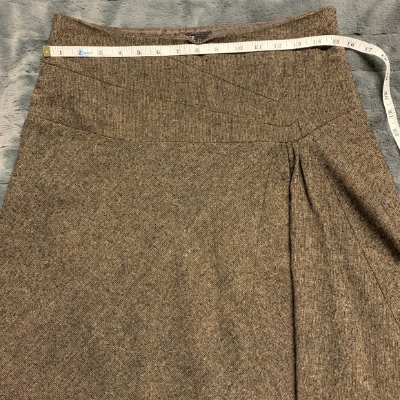 Perfect Fall/Winter Skirt - Picture 3 of 6